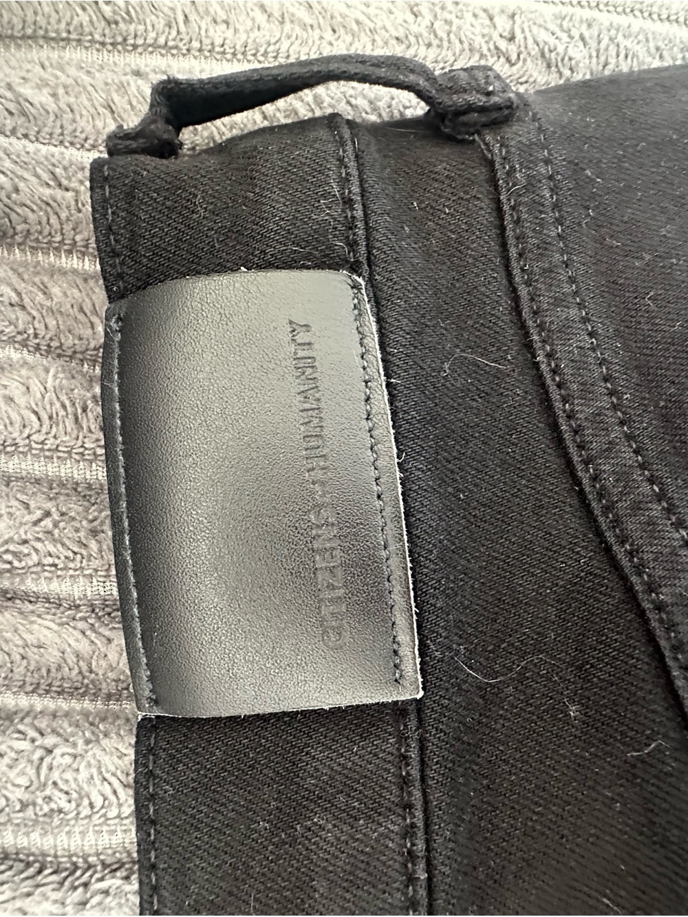 Women’s Citizens of Humanity Black Bootcut Jeans - Picture 3 of 5